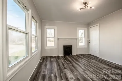 107 Rose Street Mount Holly NC 28120