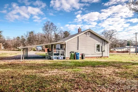 107 Rose Street Mount Holly NC 28120
