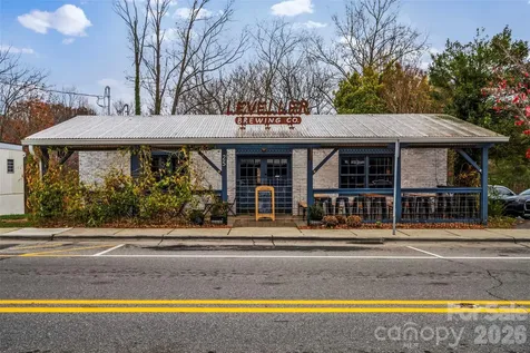 154 Amblers Knoll Road Weaverville NC 28787