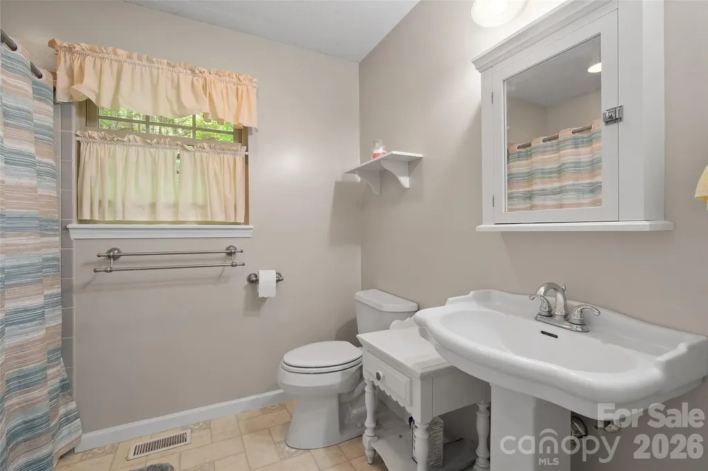 93 Streamside Drive Waynesville NC 28785