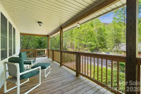 93 Streamside Drive Waynesville NC 28785