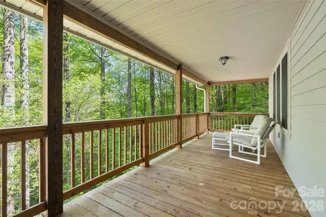 93 Streamside Drive Waynesville NC 28785