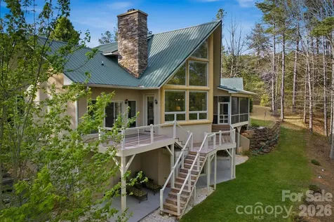 2224 W Paradise Harbor Drive Connelly Springs NC 28612