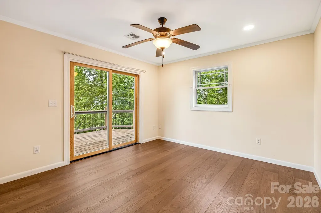 55 Glade Lane Black Mountain NC 28711