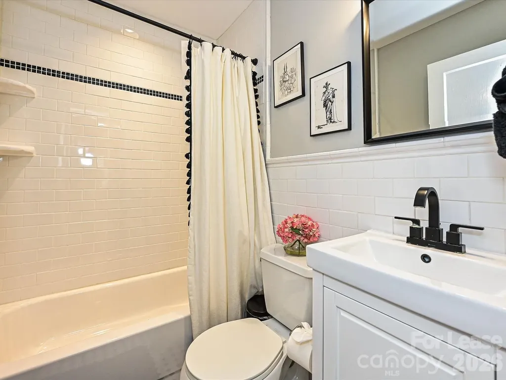 2331 Chesterfield Avenue Charlotte NC 28205