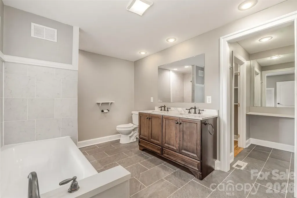 1164 Bradford Mountain Road Lenoir NC 28645