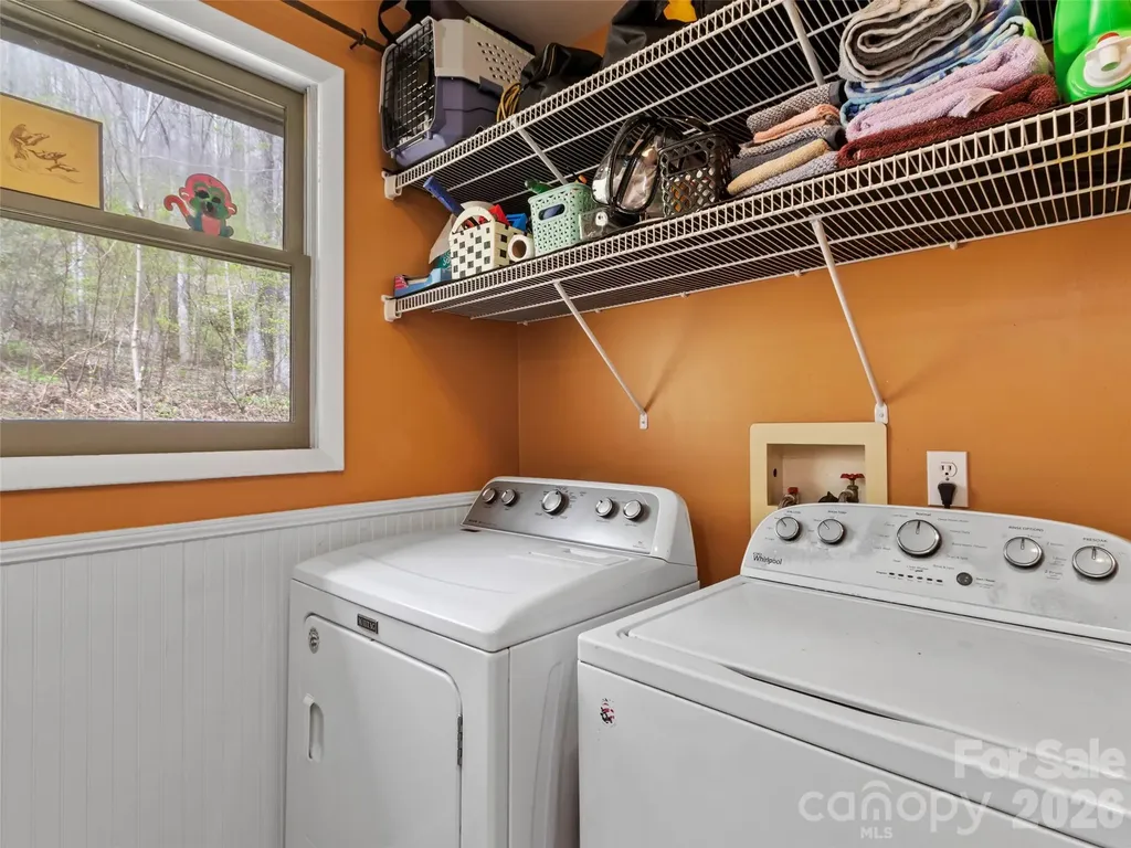 183 Stoney Fork Road Barnardsville NC 28709