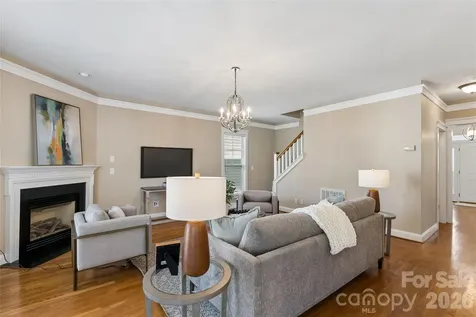 10208 Tolleson Avenue Charlotte NC 28277