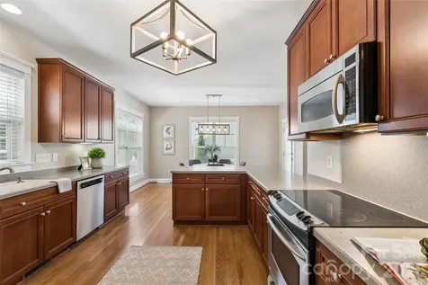 10208 Tolleson Avenue Charlotte NC 28277