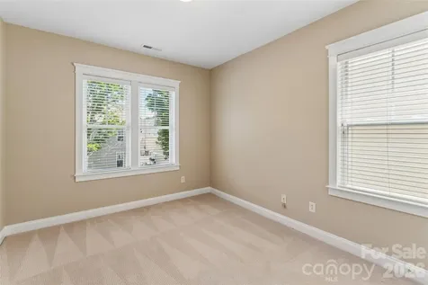10208 Tolleson Avenue Charlotte NC 28277