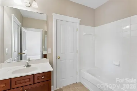 10208 Tolleson Avenue Charlotte NC 28277