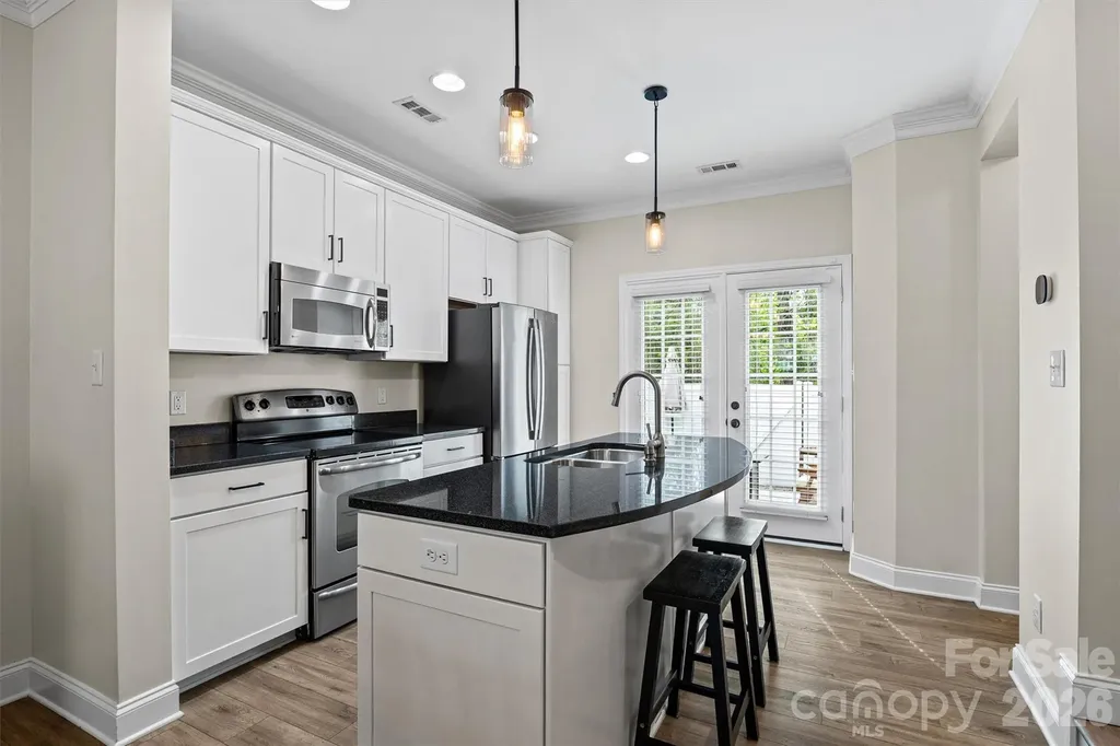 233 Hurston Circle Charlotte NC 28208