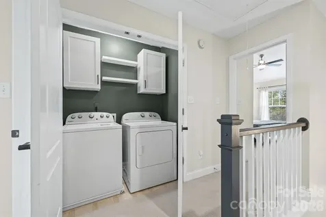 233 Hurston Circle Charlotte NC 28208