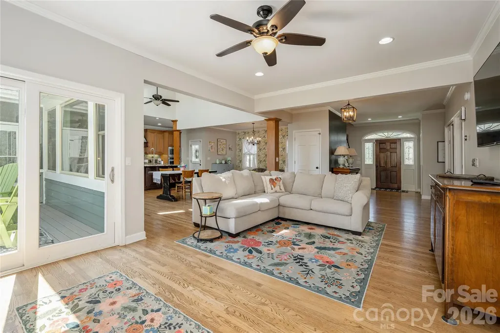 102 Brookhollow Drive Flat Rock NC 28731