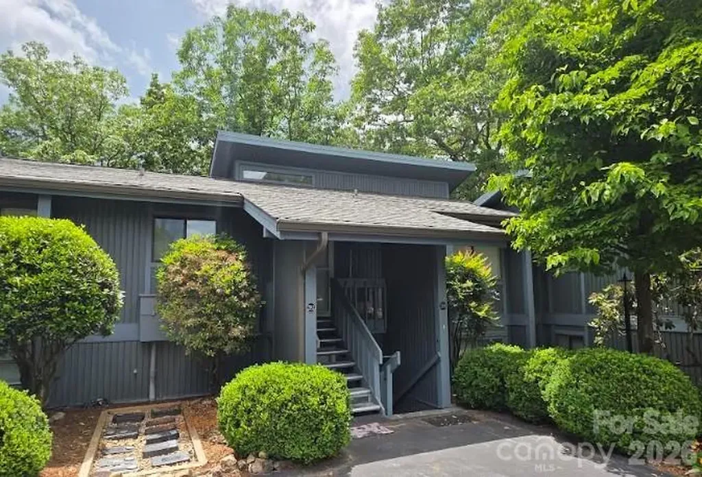 283 Tinequa Drive Brevard NC 28712