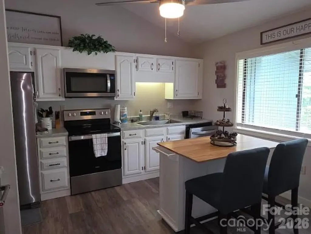 283 Tinequa Drive Brevard NC 28712