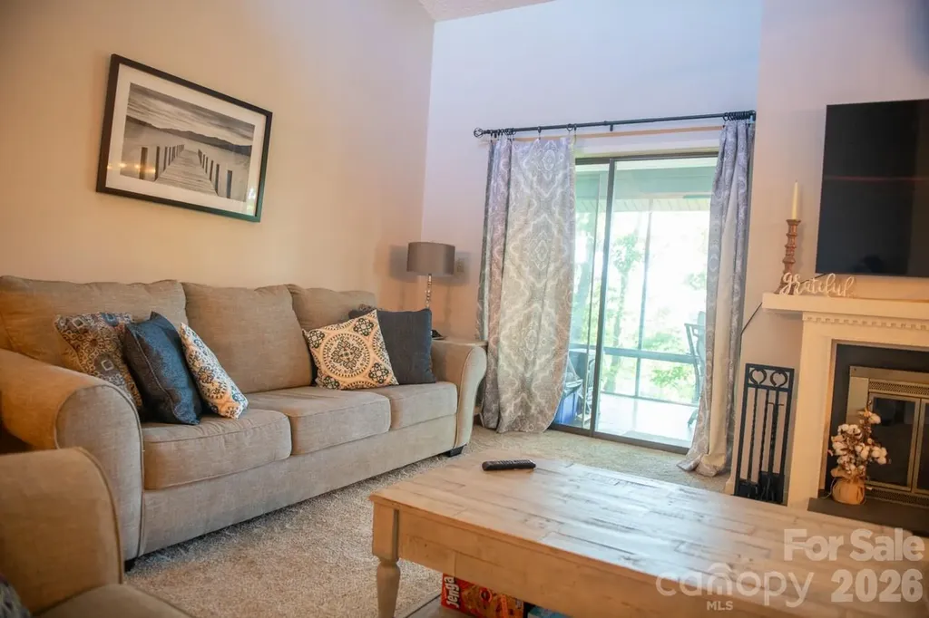 283 Tinequa Drive Brevard NC 28712