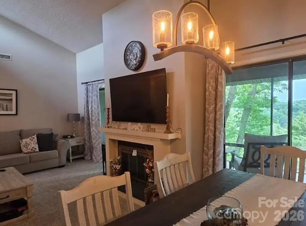 283 Tinequa Drive Brevard NC 28712
