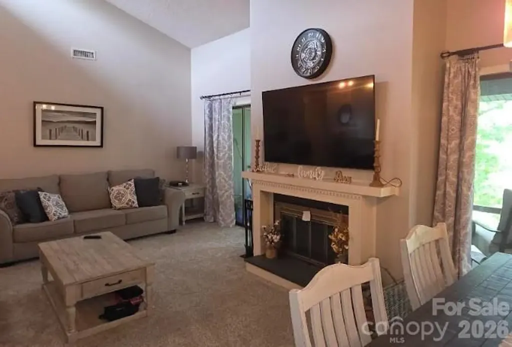 283 Tinequa Drive Brevard NC 28712
