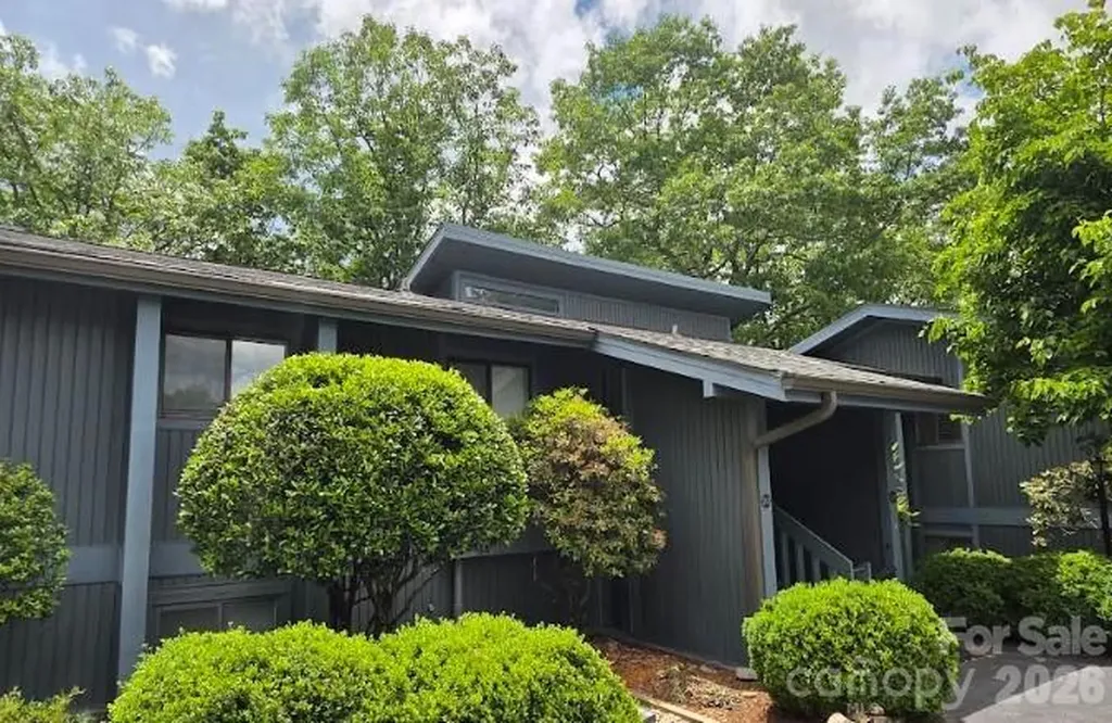 283 Tinequa Drive Brevard NC 28712