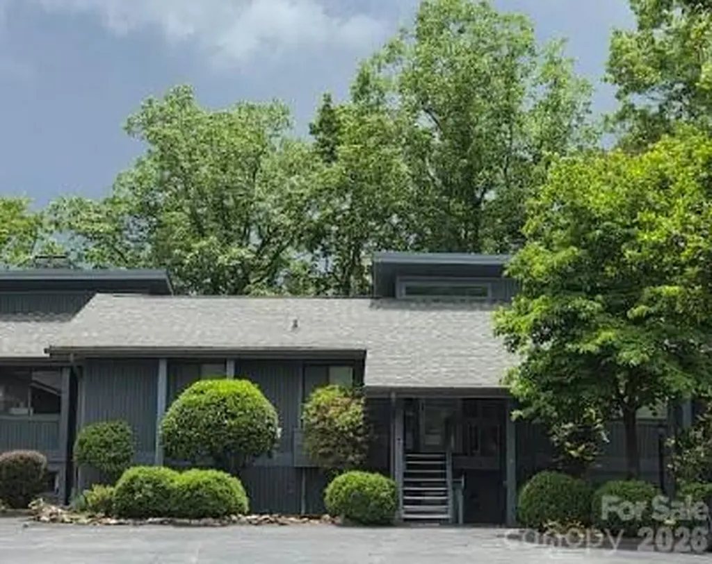 283 Tinequa Drive Brevard NC 28712