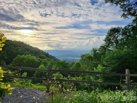 283 Tinequa Drive Brevard NC 28712