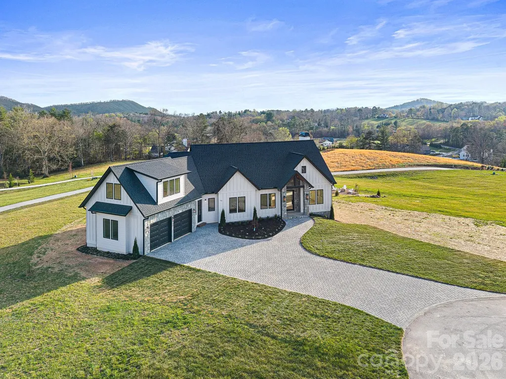 133 Golden Pasture Drive Fletcher NC 28732
