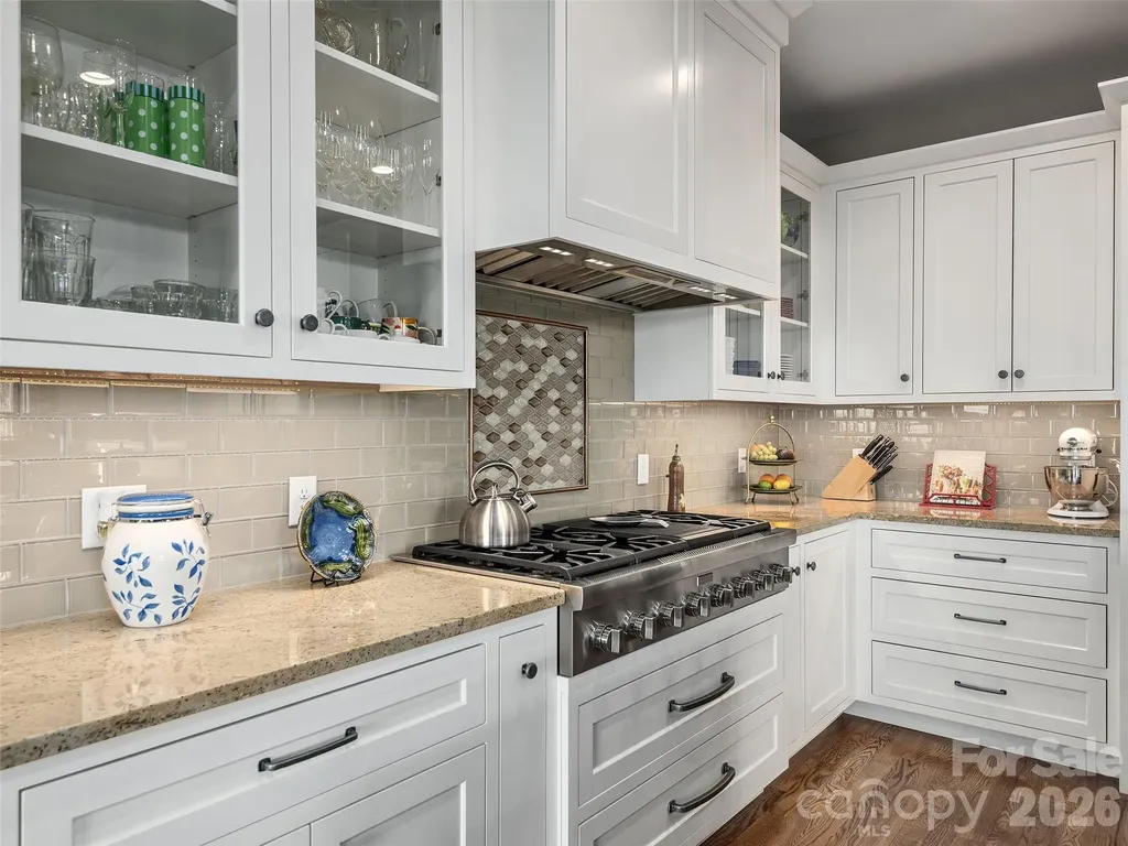 31 Wonderland Ridge Lane Fairview NC 28730