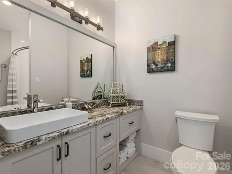 31 Wonderland Ridge Lane Fairview NC 28730
