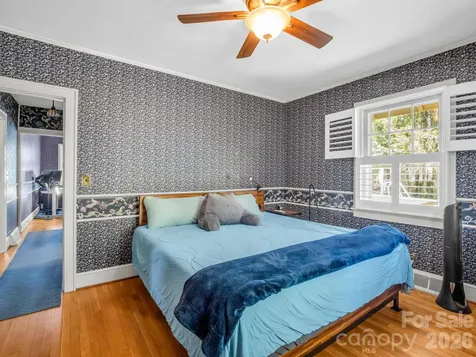 110 Chariton Avenue Hendersonville NC 28739
