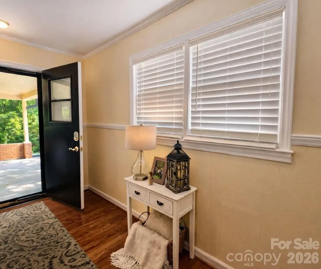 216 Delview Drive Cherryville NC 28021