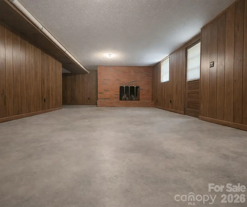 216 Delview Drive Cherryville NC 28021
