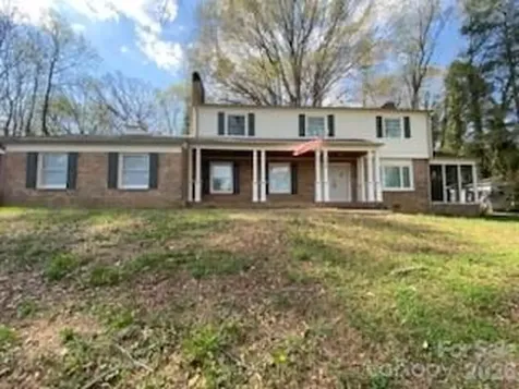 640 Edgewood Drive Wilkesboro NC 28697