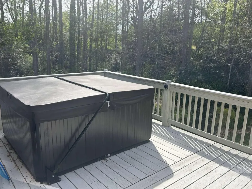 35 Iswa Drive Taylorsville NC 28681