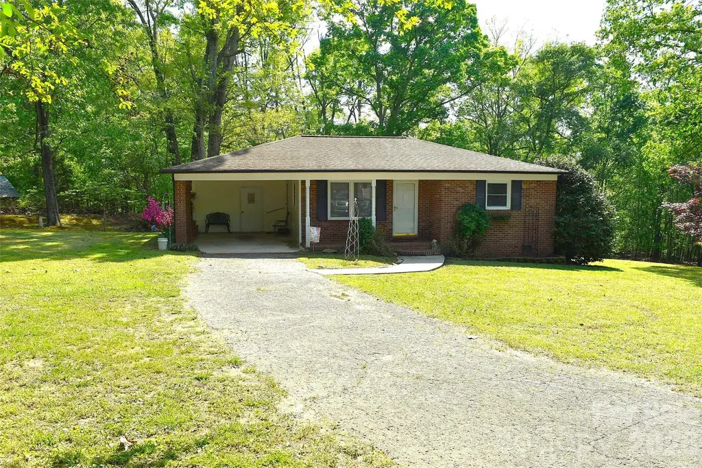217 Redwood Lane Lincolnton NC 28092