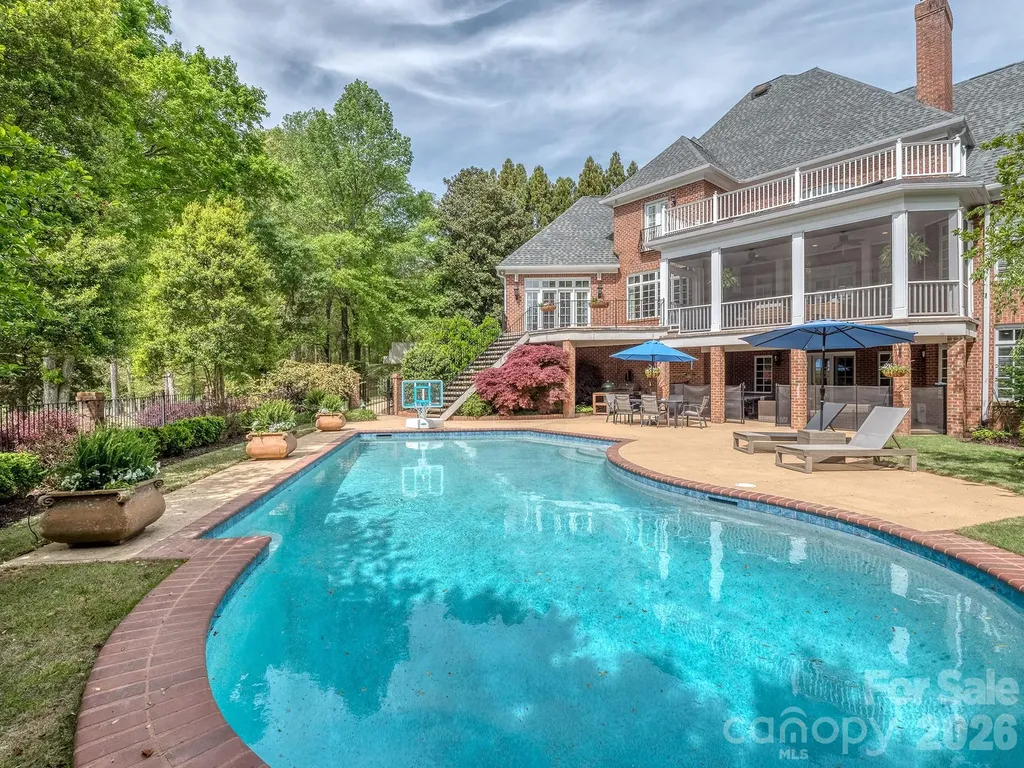 6528 Chipstead Lane Charlotte NC 28277