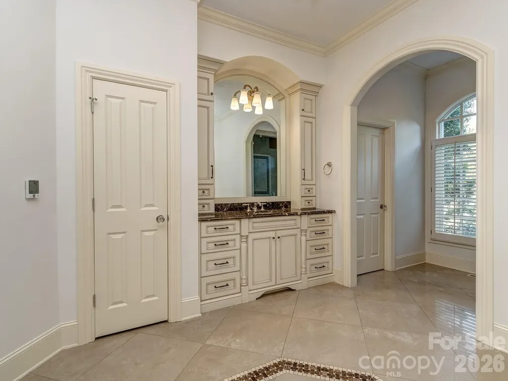 6528 Chipstead Lane Charlotte NC 28277