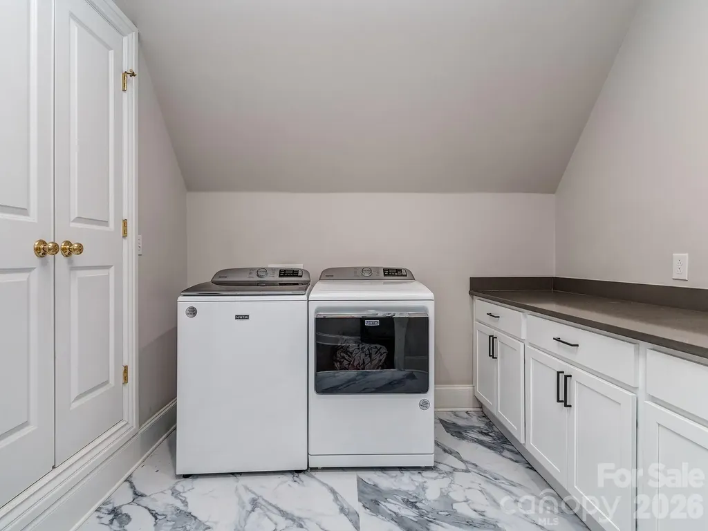 6528 Chipstead Lane Charlotte NC 28277