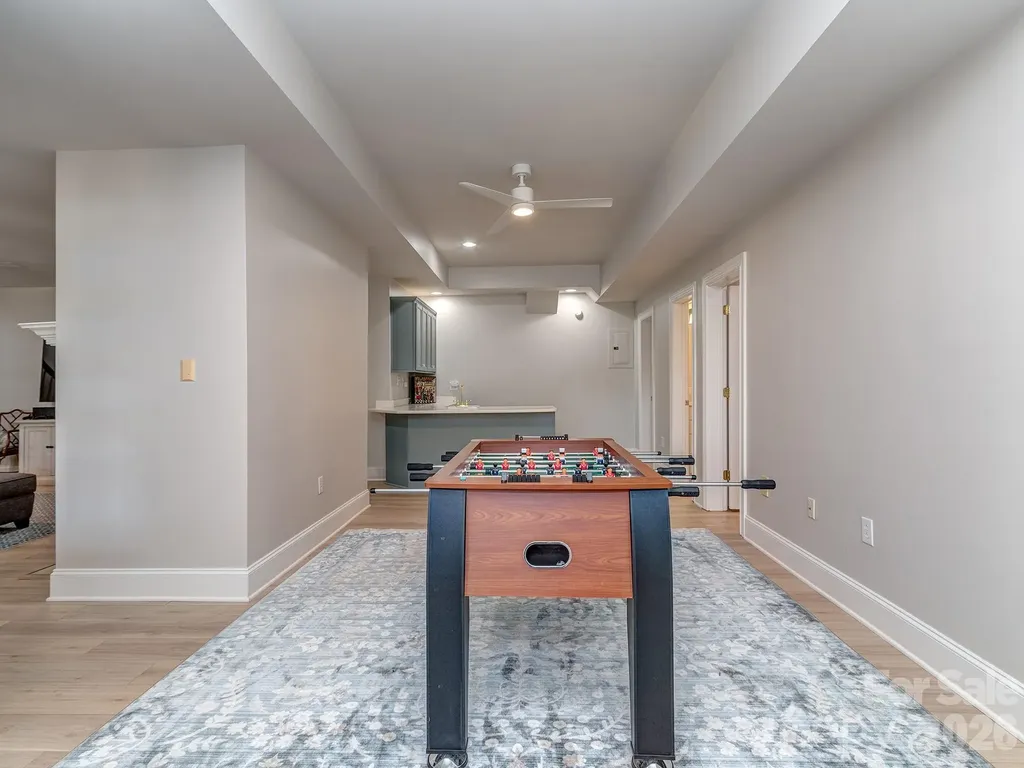 6528 Chipstead Lane Charlotte NC 28277