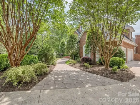 6528 Chipstead Lane Charlotte NC 28277