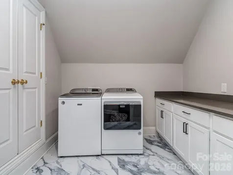 6528 Chipstead Lane Charlotte NC 28277
