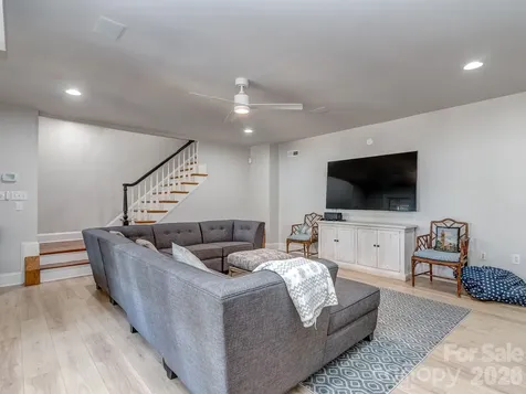 6528 Chipstead Lane Charlotte NC 28277