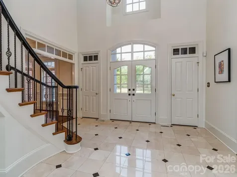 6528 Chipstead Lane Charlotte NC 28277