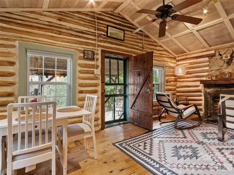 142 Cold Spring Road Burnsville NC 28714