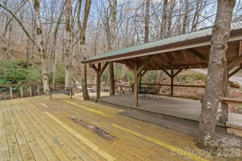 142 Cold Spring Road Burnsville NC 28714