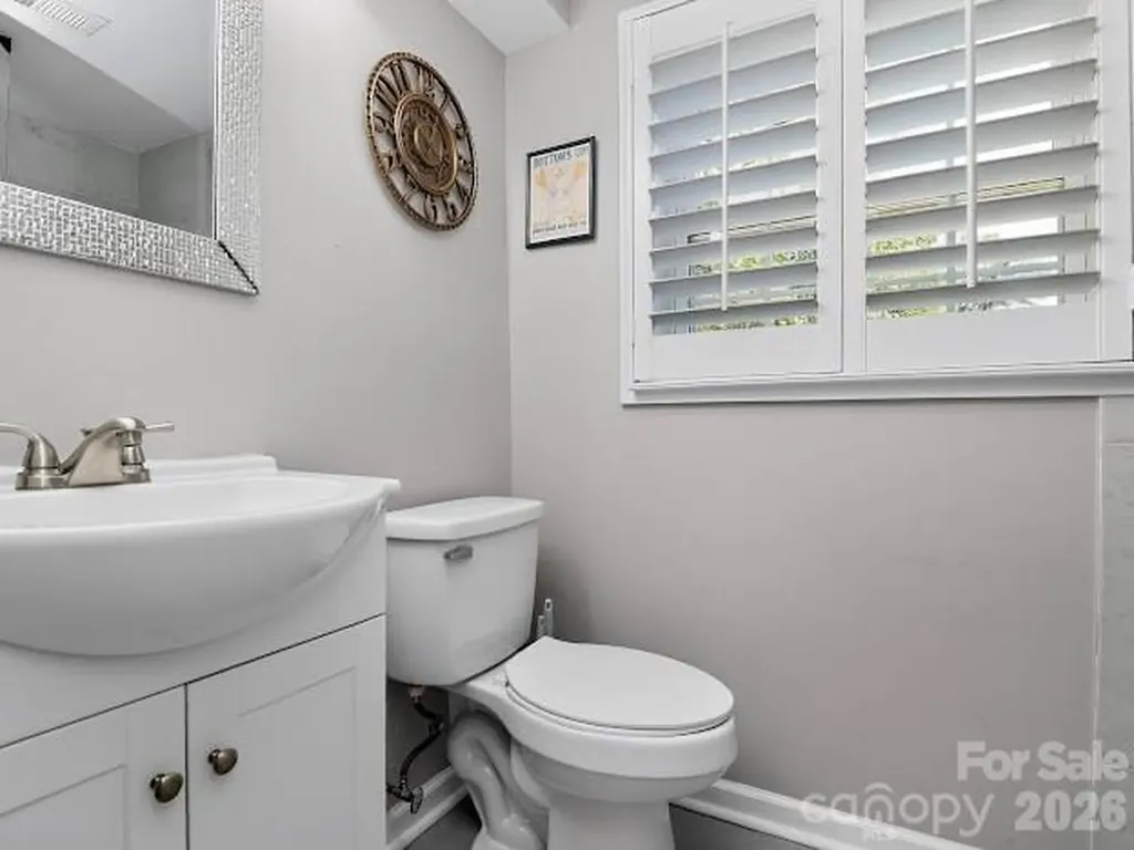 3025 Dunaire Drive Charlotte NC 28205