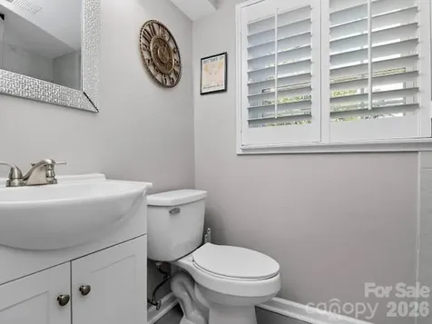 3025 Dunaire Drive Charlotte NC 28205