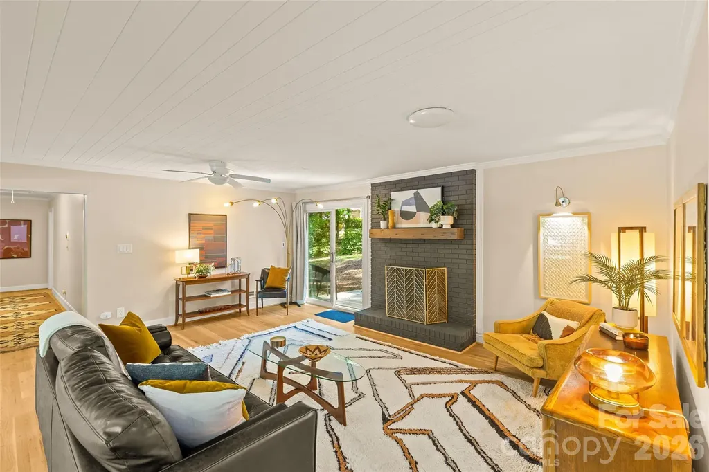 7108 Preston Court Charlotte NC 28215