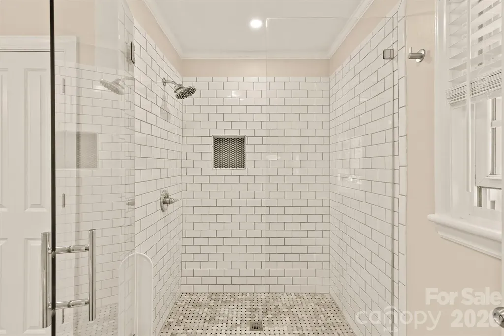7108 Preston Court Charlotte NC 28215