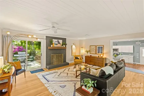 7108 Preston Court Charlotte NC 28215